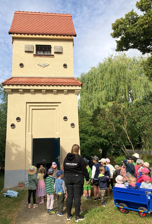 Inauguration of our 38th species protection tower, this time 